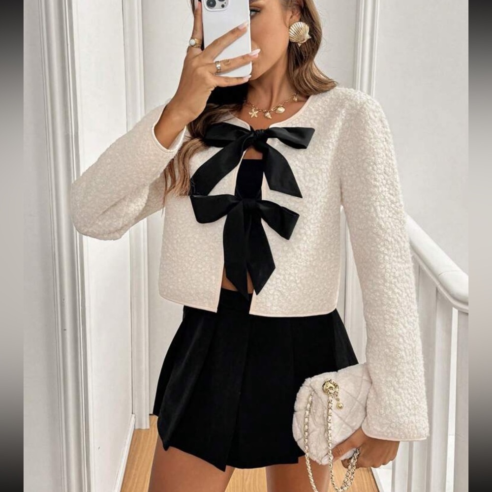 Women's Contrast Color BowLong Sleeve Top/Jacket